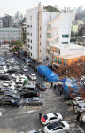동작구청 주차장에 마련된 선별진료소
