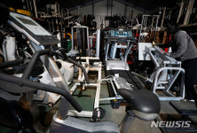 헬스장 잇따른 폐업... '늘어나는 중고 헬스기구'