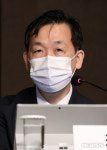 최호KD산업 | 토론하는 최호 KDB산업은행 ESG·뉴딜총괄담당