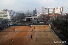 서울대학교 비상체제 전환, 테니스장에 이동형 병상 설치한다