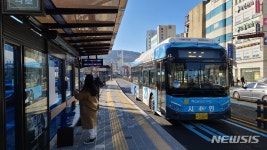 씨유 부산역BRT점 | 부산 BRT 개통 한 달…지하상가에 드리워진 그림자