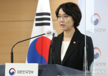 이영 중소벤처기업부 장관, 규제자유특구위원회 사전 브리핑
