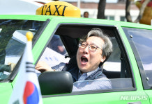 전남도청 차고 현관 - 12063 | "갑시다, 전남도청으로"