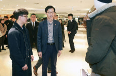 (주)나모코리아 신현규 | 방문규 산업부 장관, 코리아세일페스타 현장 방문