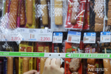 GS25 에너지공대점 | GS25, 에너지 절약하는 ‘에코커버’ 설치