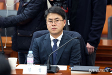 변호사신성철법률사무소 | 회의 참석한 임철 변호사