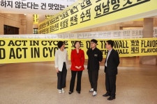 (주)크리에이티브모루 | 로컬 크리에이티브 2024 둘러보는 오영주 장관