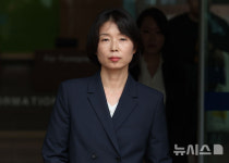 변호사노소라법률사무소 | 공판 마친 노소영 측 변호사