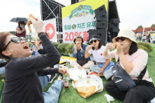 임실치즈피자 신매점 | 임실N치즈축제 “역시 피자는 임실치즈피자”