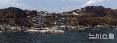 영덕 석리 어촌마을, 산불에 전소