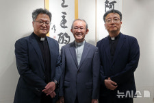 축성(祝聖)의 서예가, 심성필성(心聖筆聖) 작품 총서 출판기념전