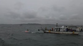 충남 보령 하목도 해상서 레저보트 뒤집혀…5명 전원 구조