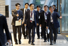 (주)에이아이드론얼라이언스 | 드론산업얼라이언스 1차 총회 참석하는 김윤덕 장관