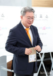 사전투표하는 조응천 개혁신당 경기도지사 후보