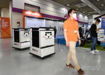 (유)스모크테크코리아 | ‘4차 산업 눈 앞에서 체험’ 스마트테크 코리아 개막