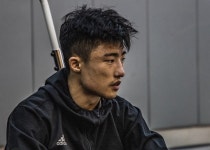 맨손으로 대형 들개 제압…격투기 선수가 여성 구했다