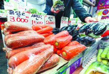 호야네착한정육엔마트식당 | 마트서 2600원 삼겹살… 식당선 4배 비싼 1만원, 왜?