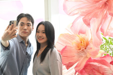 홍서정꽃플라워 | ‘꽃들의 여정’ 롯데월드 타워에 핀 빅 플라워