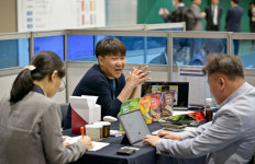 에이티씨엔씨 | aT 전남본부, 14개국 40개사 해외 바이어 초청 수출상담회 개최