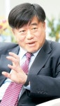 삼성웰스토리에스엔유프리시젼 | 박희재, 'SNU 프리시젼' 같은 실험실벤처 100개 키울것