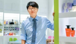 디비케이앤컴퍼니 | 디비케이 "헬스케어로 제2의 도약"