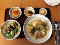 따뜻한 맛집 공간