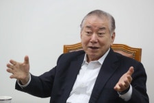문정인 세종연구소 이사장, 이재명 돕는다