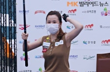 김진아아시아마트 | 김진아 ‘고성군수배’ 女3쿠션 2연패…첫 국내랭킹 1위 등극