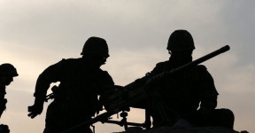 중외제약복지매점 | 충성고객 찾아 … 軍매점 달려간 제약사들