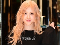 “재벌도 못 해주는 것”…로제, 스태프에 비즈니스석 쐈다