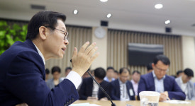 희망더하기사회적협동조합경기지사 | 이재명 경기지사“같은 품질이면 사회적기업과 협동조합에 우선권 줘야”