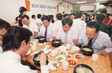 닭스푸드&희수축산 | “닭고기 안심하고 드세요”