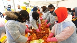 (주)신세계푸드제주지방개발공사자판기 | 제주개발공사 ‘사랑의 김치’ 4300가구·4만3000kg 지원