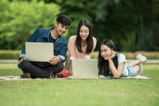 남학생, 남녀공학보다 남중·남고 가야 성적 오른다
