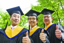 서울대 첫 MBA 졸업생 얼마나 받나...몸값 3배 껑충ㆍ연봉 1억2천만원…MBA 할만하네