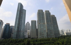 강남 아파트도 힘 못쓰네…타워팰리스, 반년 새 3억 떨어졌다