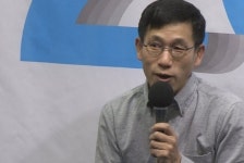 온양당 | ‘페북 폐쇄’ 밝힌 진중권 “누가 ‘좌표’ 찍었는지 우르르 몰려와 행패”