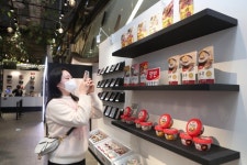 동원F&B, 더현대서울에 ‘양반’ 팝업스토어…오늘 정해인 팬사인회