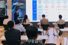 주식회사 클라우드나인메디투어 | 첨단 바이오 스타트업 한 자리에, 에스와이피 '초격차 데모데이'