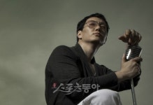 보컬트레이너 출신가수 ‘더 원’ “제자 동방신기 활약 흐뭇해요”