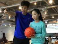 이현우프로볼링레슨 | “볼링 고득점 비결?… 스윙할때 힘 확 빼세요”