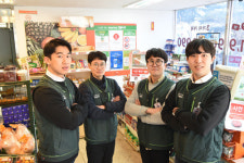 롯데마켓999경산삼풍점 | 신입사원에 맡기니… “매장 활기 넘치네”