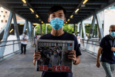 아워홈조선일보사주 | 빈과일보 사주, 편집국 찾아가 "어떤 압박도 버텨내자"