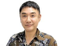 ‘연기 코치’의 길 개척한 톱배우들의 스승