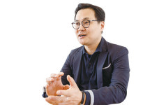 예술·목공 작가들의 공동 작업실…장비·촬영·배송 원스톱 지원 ‘공유공방’