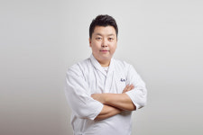 정호영 셰프도 매출 쇼크…코로나에 월매출 2.5억→3억 적자
