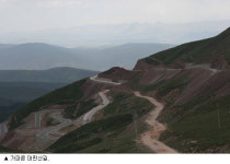 (주)준봉산업개발 - 함평군 | 저 멀리 아련히 만년설의 준봉들, 길이 오란다