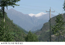 (주)준봉산업개발 - 함평군 | 저 멀리 아련히 만년설의 준봉들, 길이 오란다