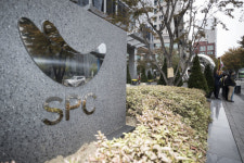 에스피씨배스킨라빈스의정부홈플러 | ‘불매운동’ SPC 점유율은? 가맹점 숫자도, 매출도 압도적