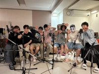 '백 투 더 라디오' 극아타, “공연서 마술사 초청, 팬 만류로 취소”…'펑크인싸' 매력발휘